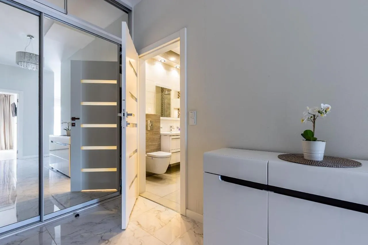 Ina Rent - Neptun Park Apartment Gdansk
