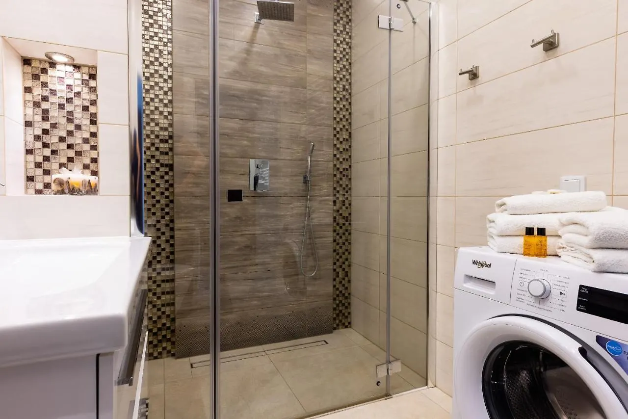 Ina Rent - Neptun Park Apartment Gdansk Poland